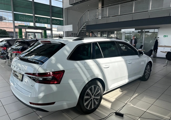 Skoda Superb cena 218100 przebieg: 10, rok produkcji 2024 z Aleksandrów Łódzki małe 67
